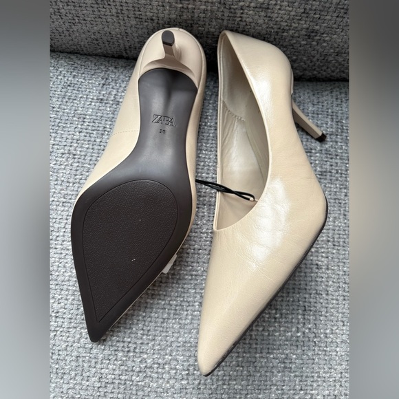 BRAND NEW ZARA LEATHER HEELS 38 with tag on (no box )! - Picture 11 of 12